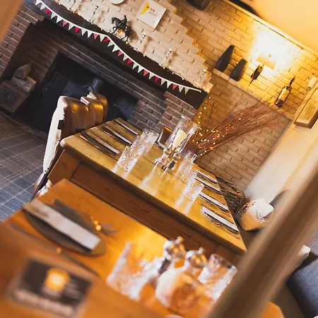 The Fairfax Arms