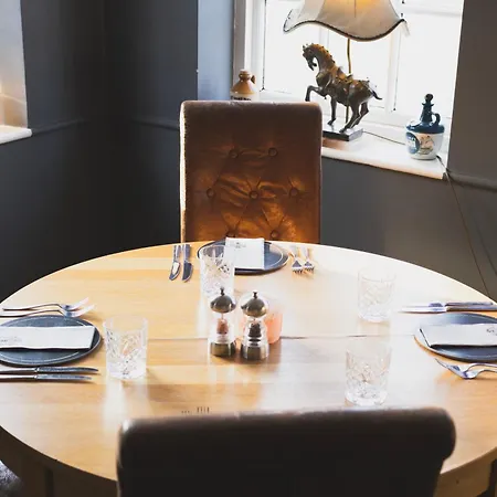 بيت ريفي The Fairfax Arms Gilling East