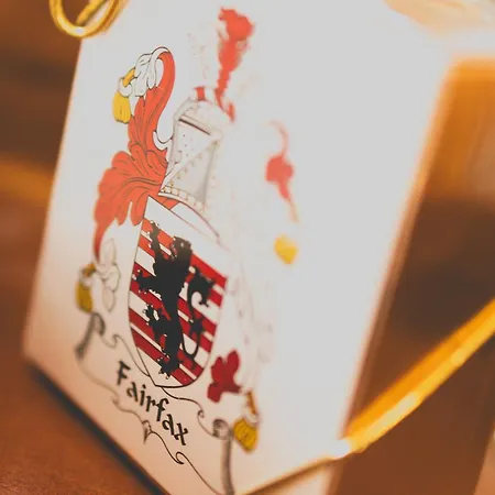 The Fairfax Arms 여관 4*