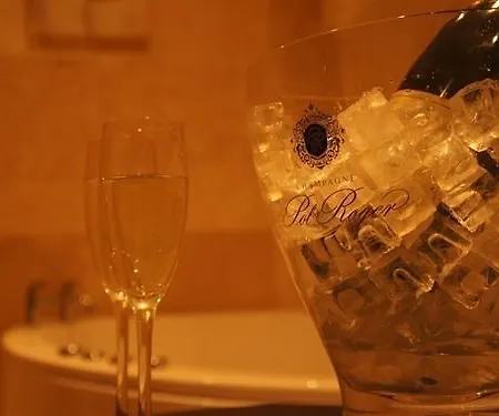 宾馆 费尔法克斯阿姆斯酒店
