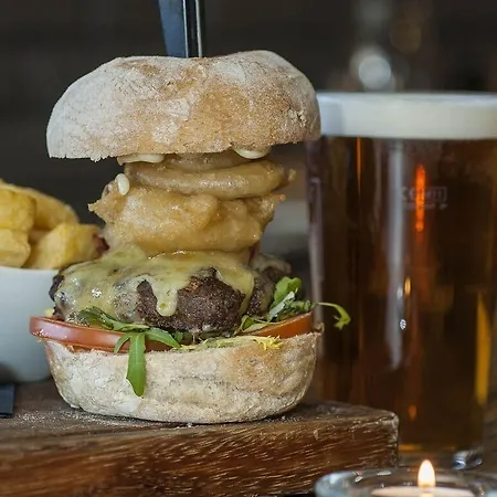 Estalagem The Fairfax Arms 4*